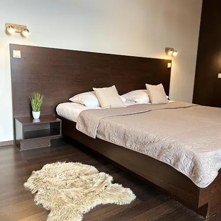 Ξενοδοχείο Ar Golden House